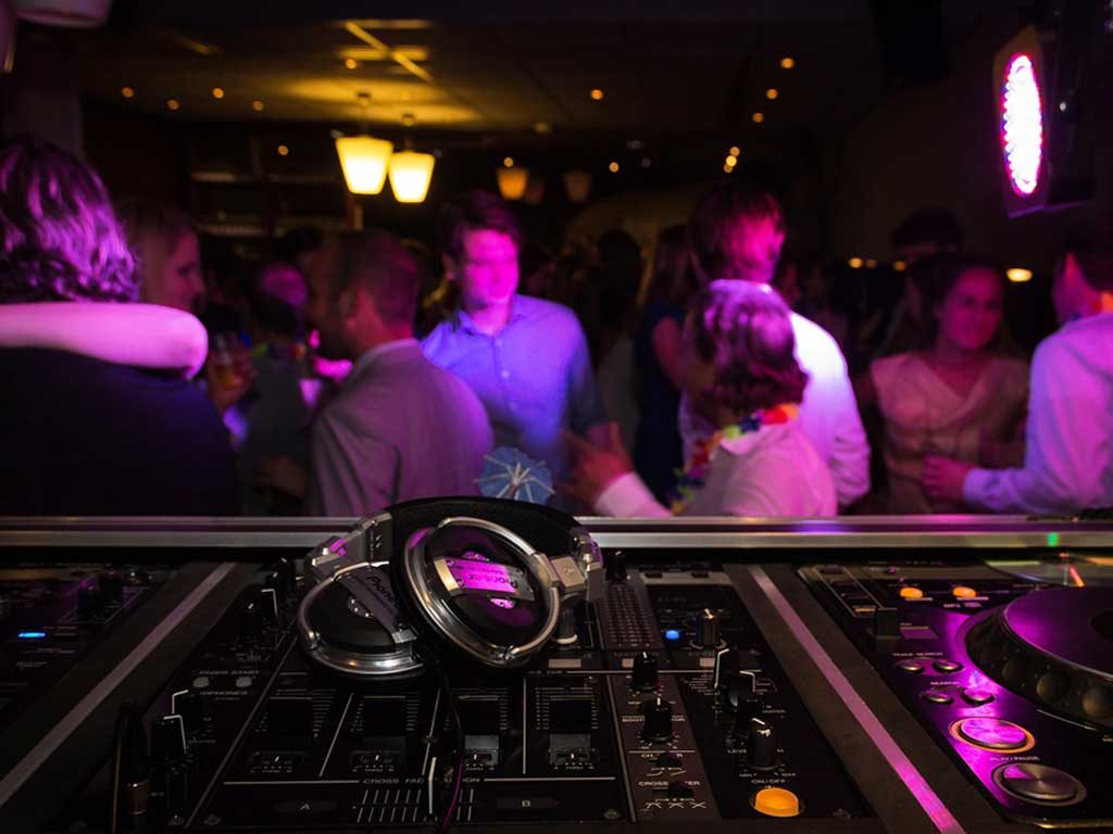Different-styles-of-Djing