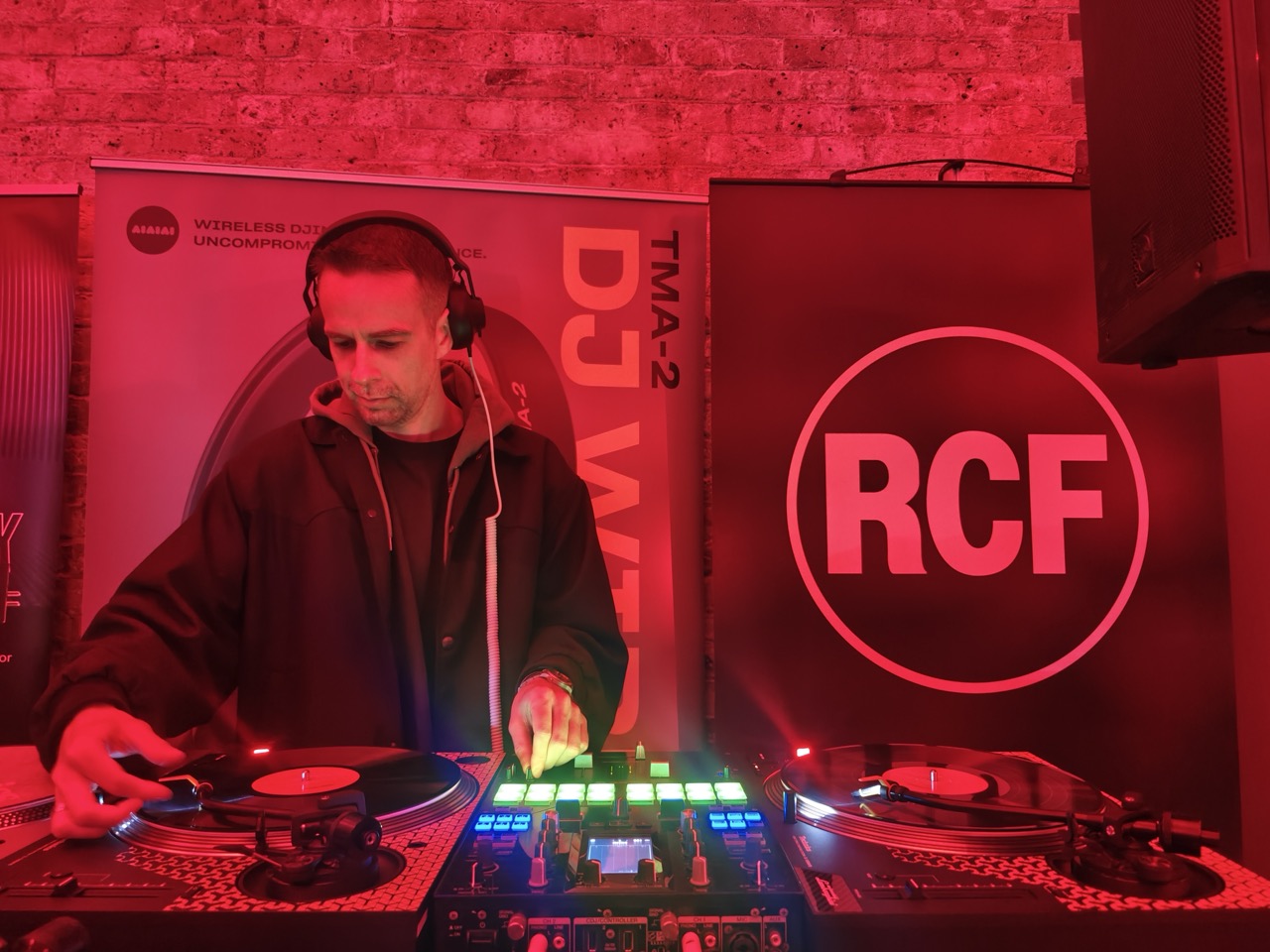 DJ Matman at the WEDJ Expo London, turntable and vinyl set
